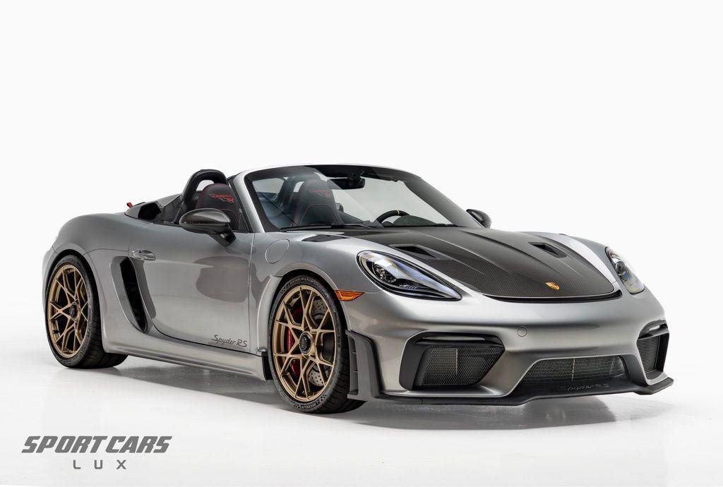 used 2025 Porsche 718 Spyder car