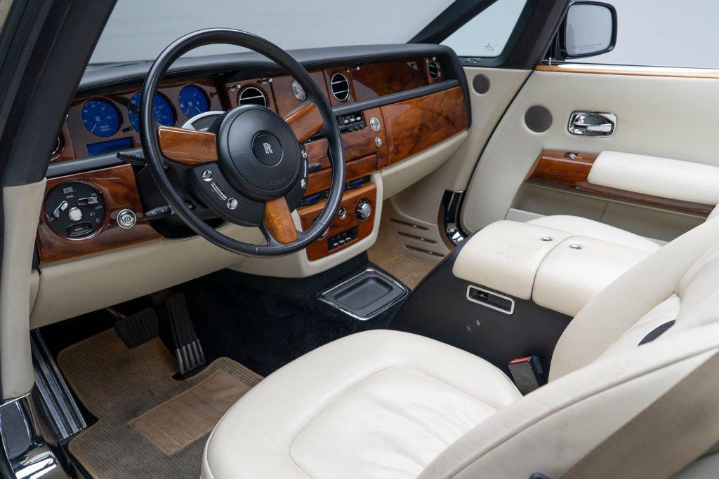 used 2010 Rolls-Royce Phantom Drophead Coupe car, priced at $179,990
