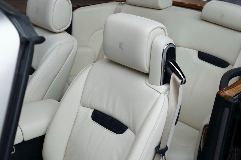 used 2010 Rolls-Royce Phantom Drophead Coupe car, priced at $179,990