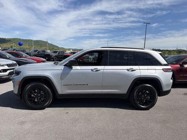new 2026 Jeep Grand Cherokee car, priced at $44,382