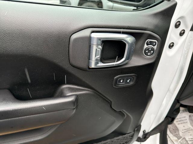 used 2021 Jeep Wrangler Unlimited car, priced at $26,895