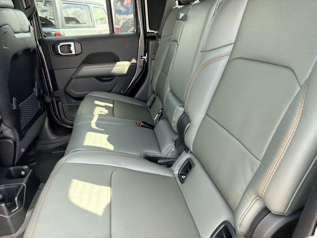 new 2026 Jeep Gladiator car, priced at $58,344