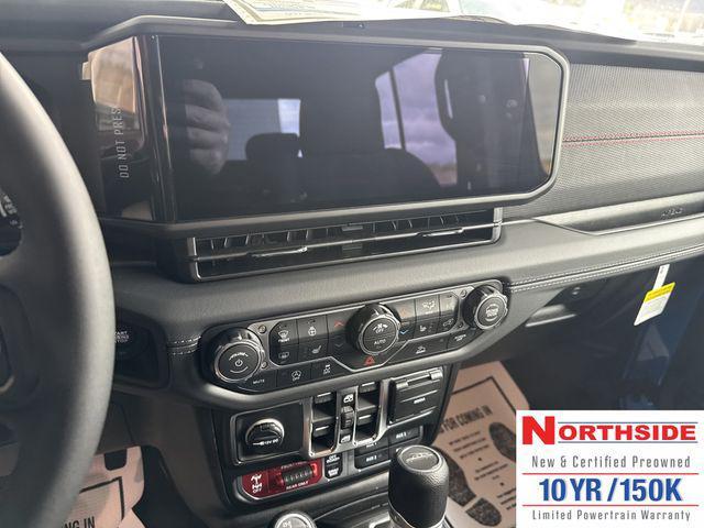 new 2026 Jeep Gladiator car, priced at $54,369