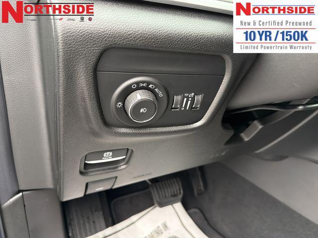 new 2026 Jeep Grand Cherokee car, priced at $48,183