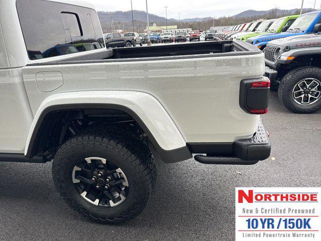 new 2026 Jeep Gladiator car, priced at $58,540