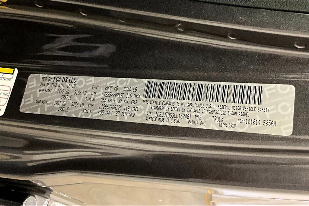 used 2020 Jeep Gladiator car, priced at $26,399