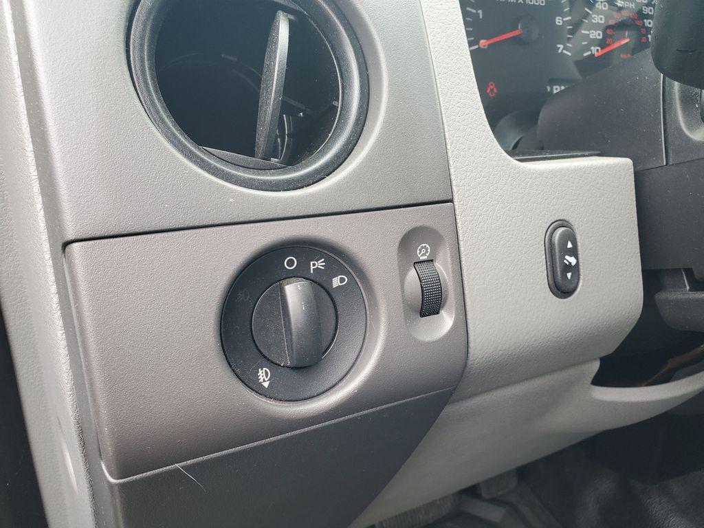 used 2007 Ford F-150 car, priced at $12,999