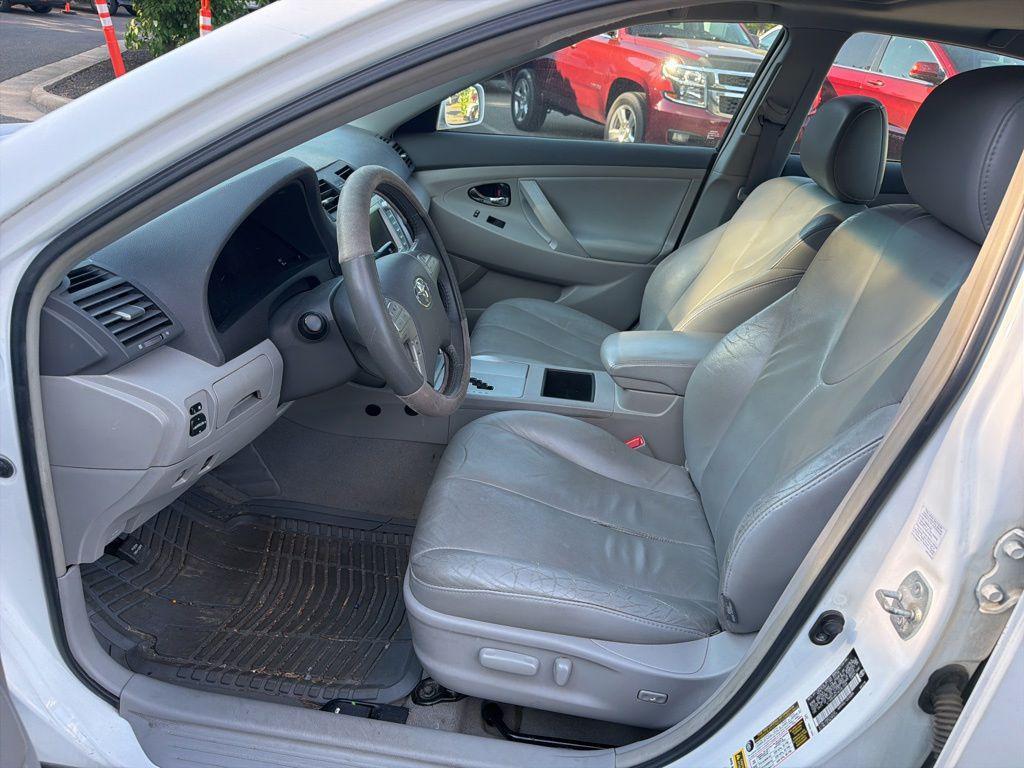 used 2009 Toyota Camry Hybrid car, priced at $4,497