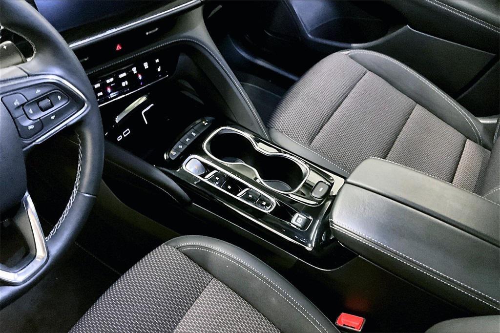 used 2023 Buick Envision car, priced at $22,799