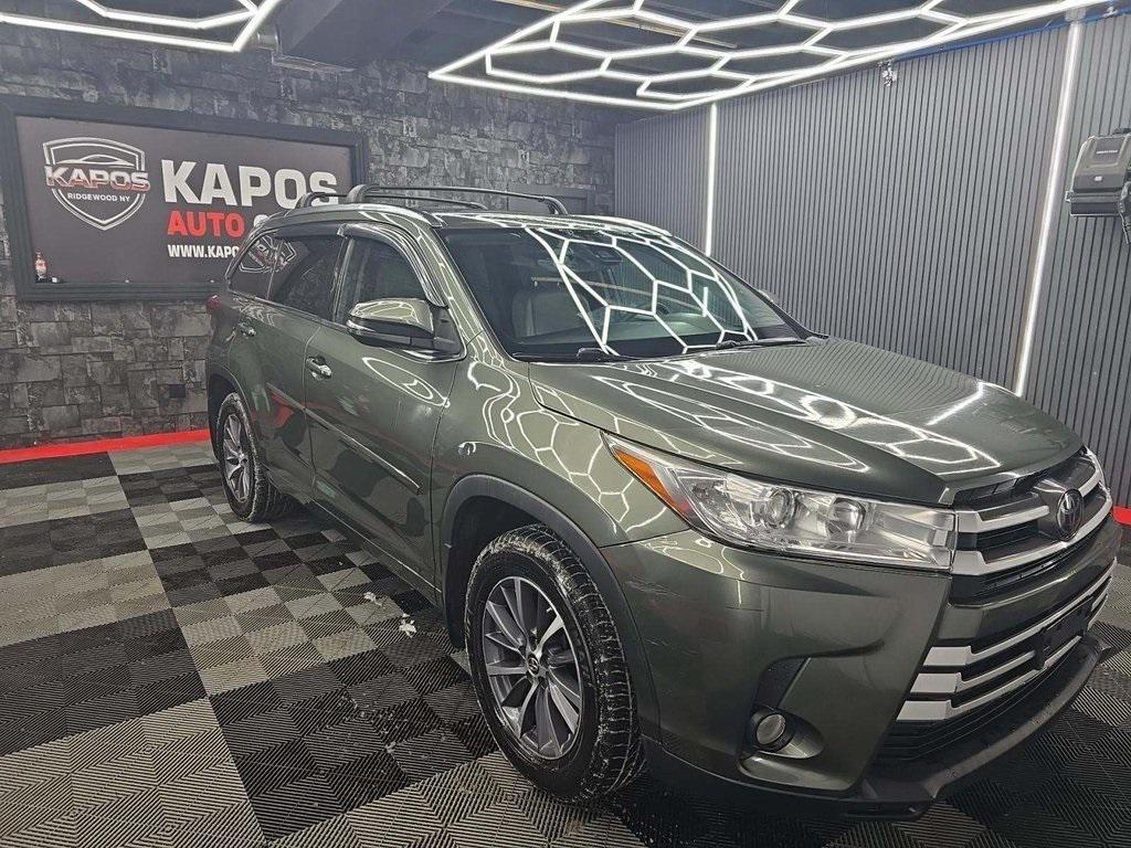 used 2018 Toyota Highlander car, priced at $22,999