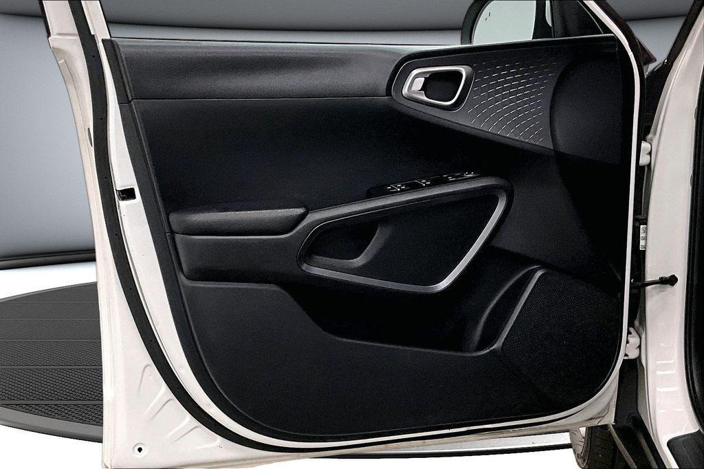 used 2021 Kia Soul car, priced at $12,299