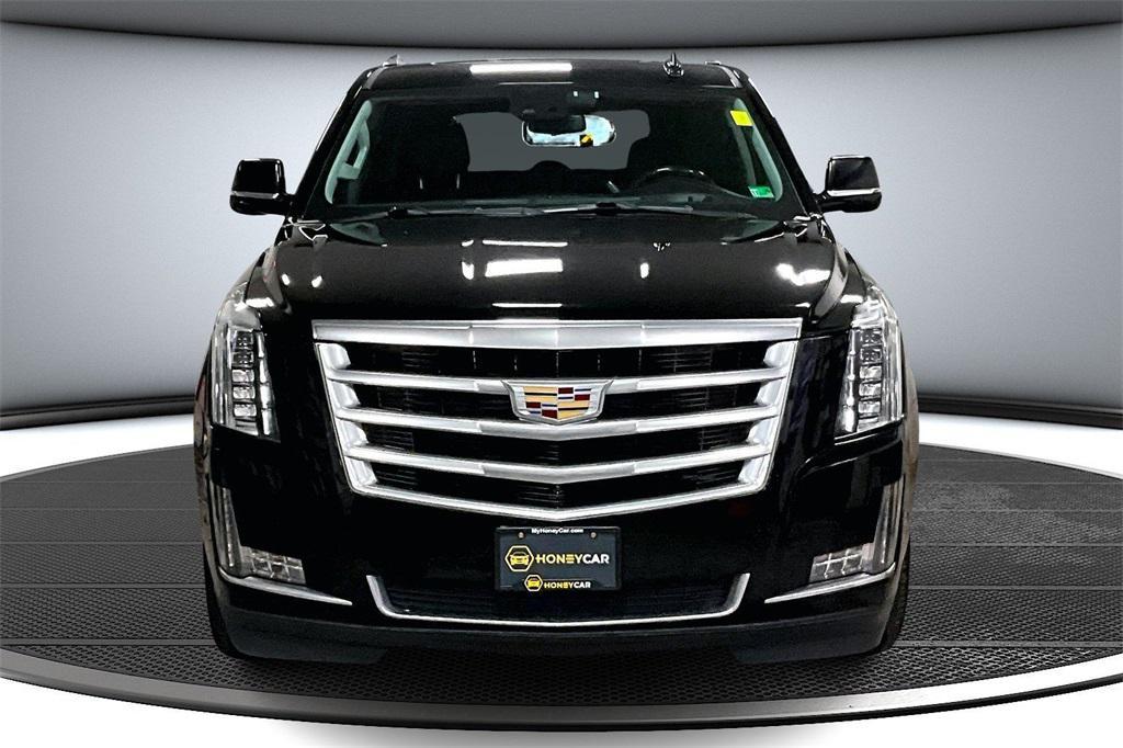 used 2020 Cadillac Escalade car, priced at $31,699