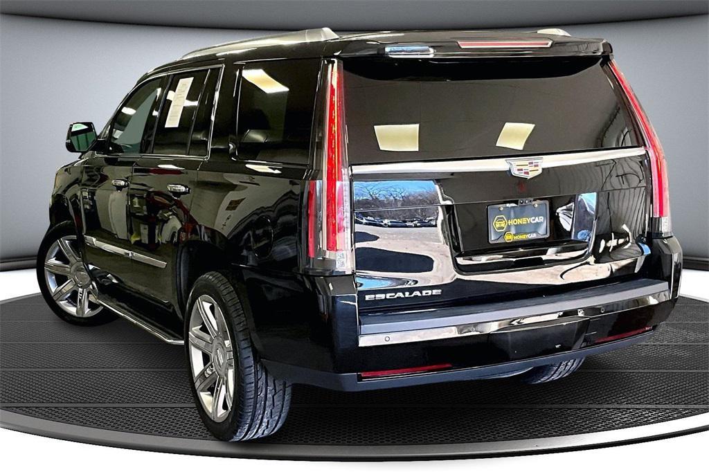 used 2020 Cadillac Escalade car, priced at $31,699