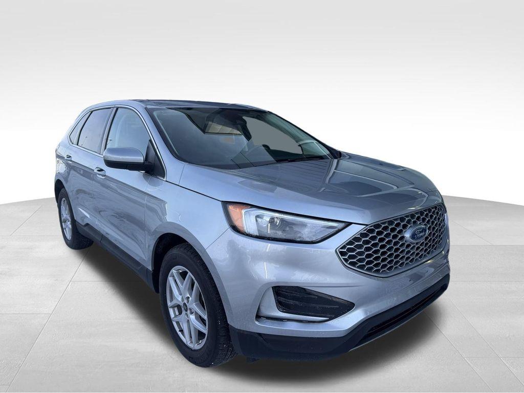 used 2024 Ford Edge car, priced at $25,331