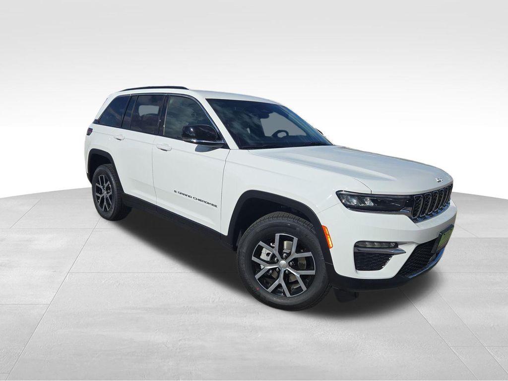 new 2025 Jeep Grand Cherokee car, priced at $41,980