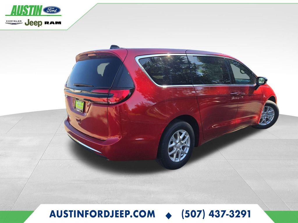 new 2026 Chrysler Pacifica car, priced at $45,980