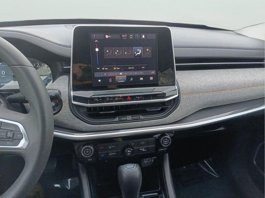 used 2022 Jeep Compass car, priced at $15,421