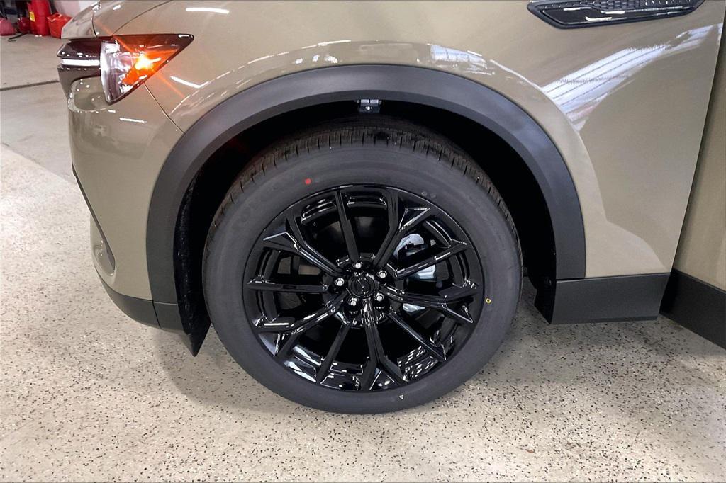 new 2026 Mazda CX-70 car, priced at $44,375