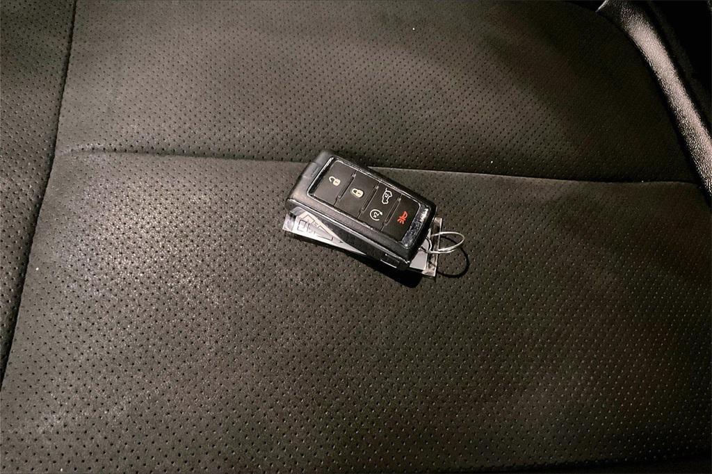 used 2023 Jeep Grand Cherokee car, priced at $28,423