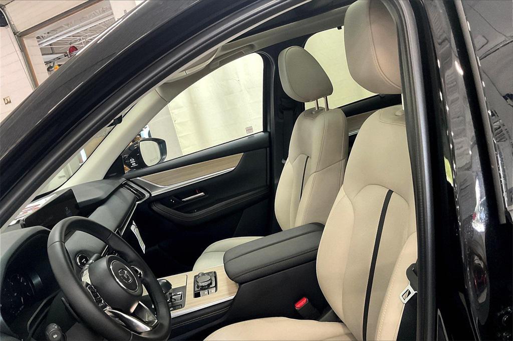 new 2025 Mazda CX-90 PHEV car, priced at $53,642