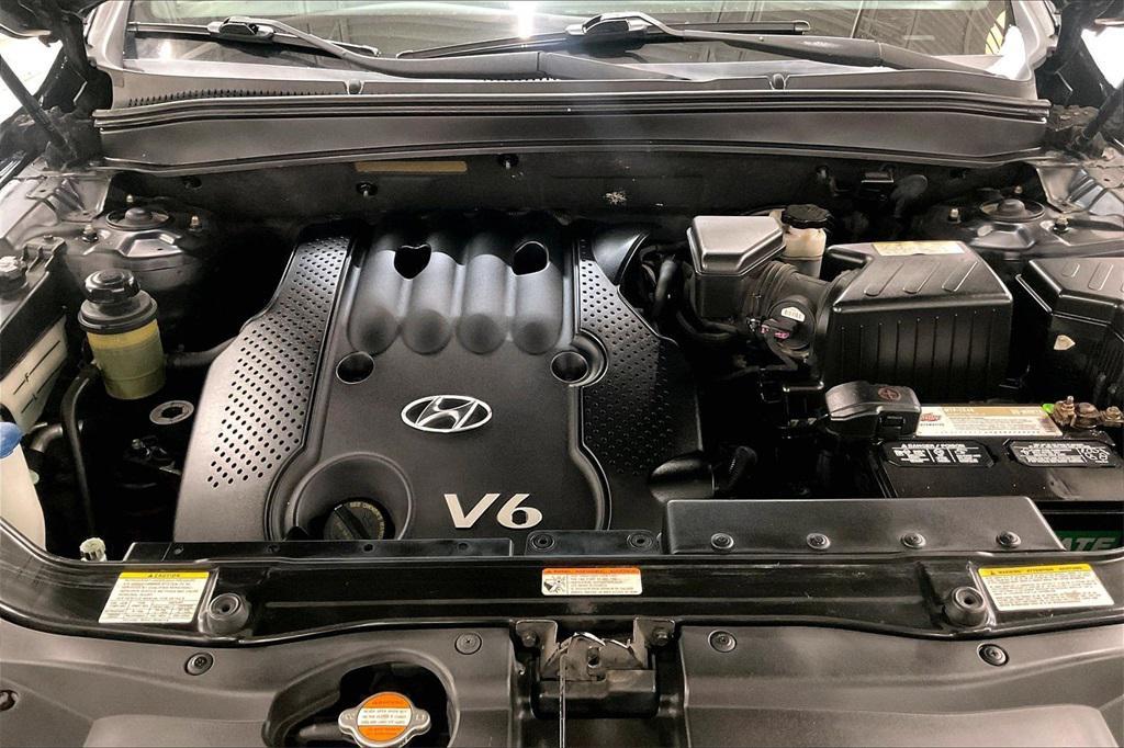 used 2007 Hyundai Santa Fe car, priced at $4,323