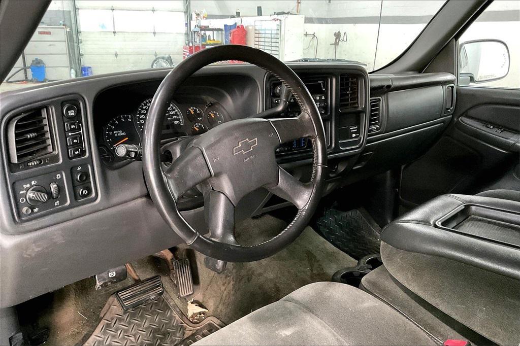 used 2004 Chevrolet Silverado 1500 car, priced at $5,422