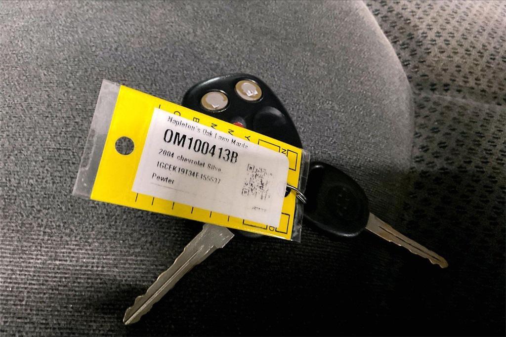 used 2004 Chevrolet Silverado 1500 car, priced at $5,422