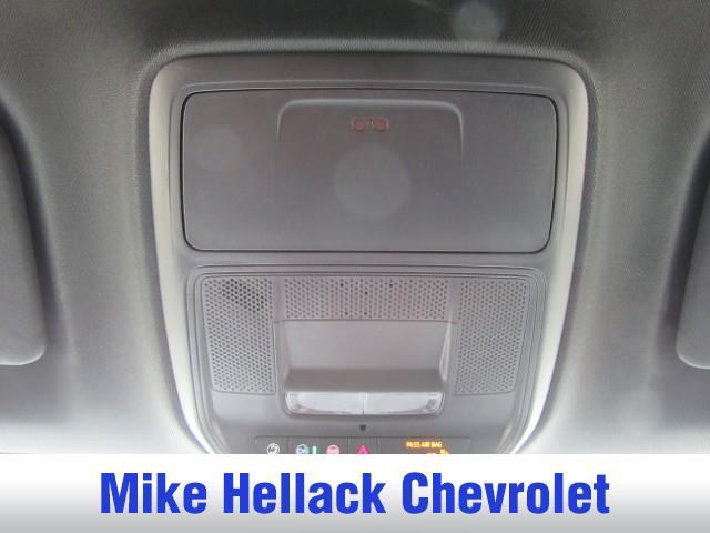 used 2025 Chevrolet Traverse car, priced at $36,950