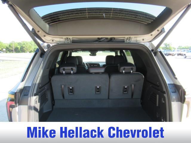 new 2026 Chevrolet Traverse car, priced at $51,549