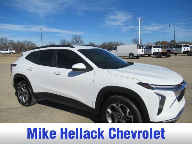 used 2025 Chevrolet Trax car, priced at $23,450
