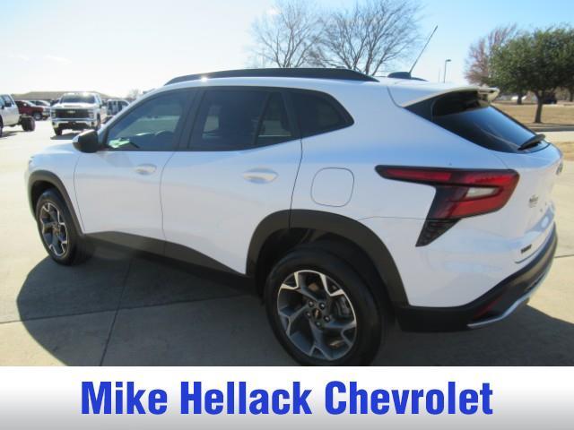 used 2025 Chevrolet Trax car, priced at $23,450