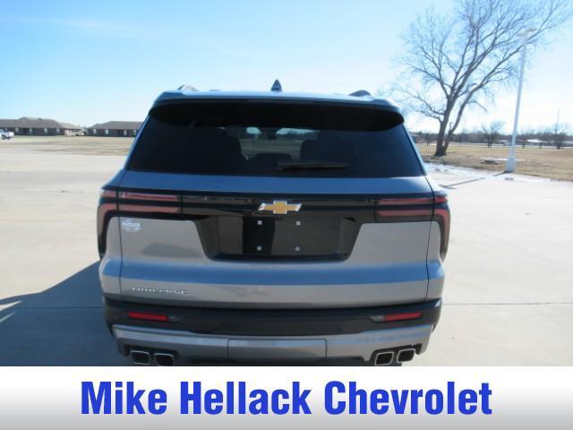 used 2025 Chevrolet Traverse car, priced at $35,450