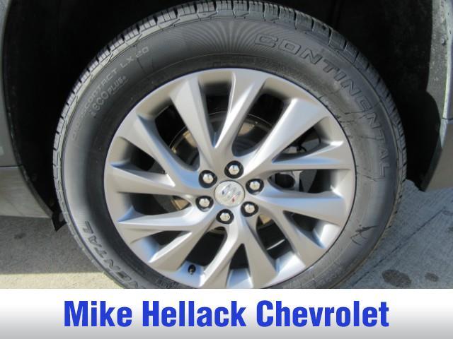 used 2025 Buick Enclave car, priced at $35,900