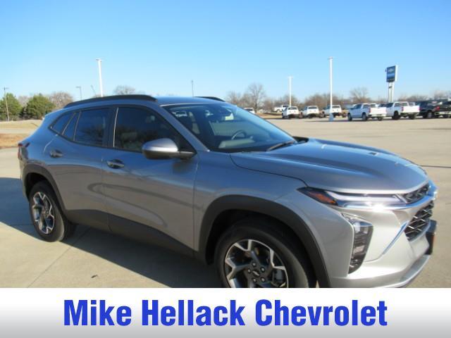 used 2025 Chevrolet Trax car, priced at $23,800