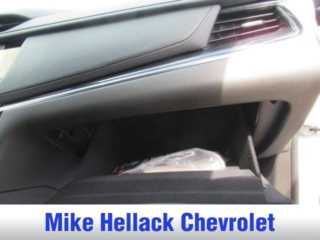 used 2025 Cadillac XT5 car, priced at $43,850