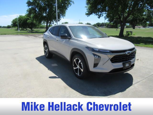 new 2026 Chevrolet Trax car, priced at $25,430