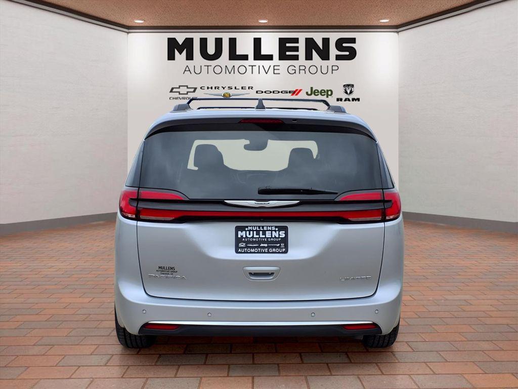used 2023 Chrysler Pacifica car, priced at $24,280
