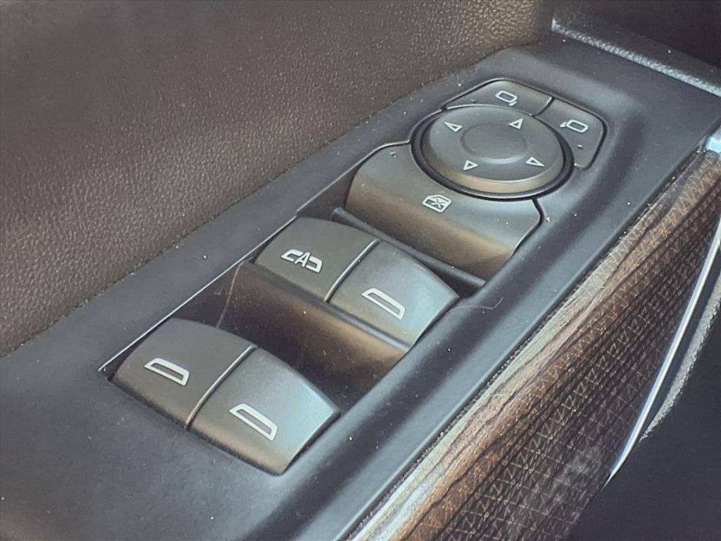 used 2020 Chevrolet Silverado 1500 car, priced at $33,880