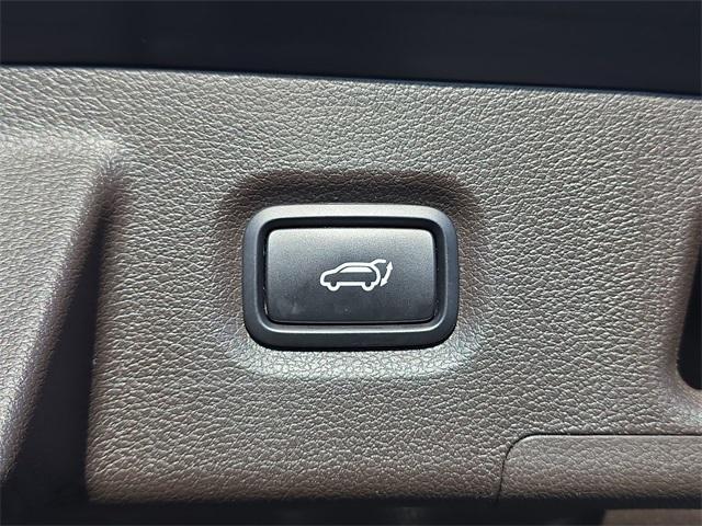 used 2019 Hyundai Santa Fe car, priced at $18,995