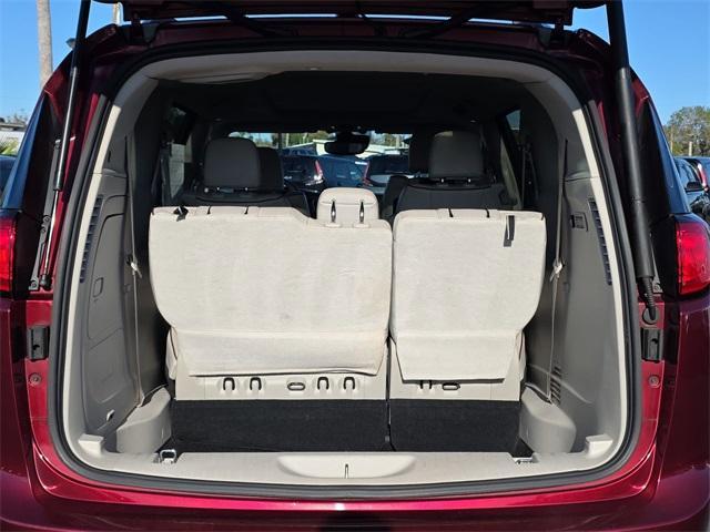 used 2017 Chrysler Pacifica car, priced at $13,995