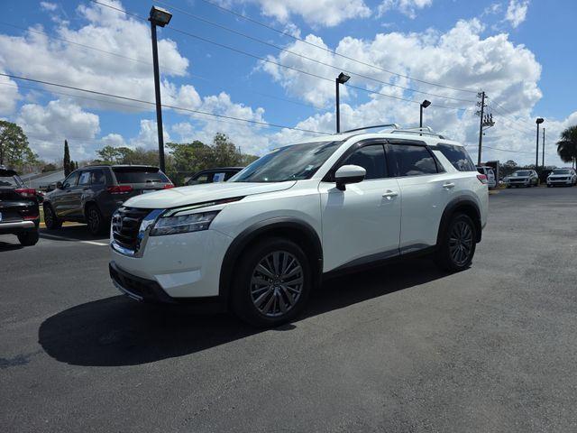used 2024 Nissan Pathfinder car, priced at $29,995