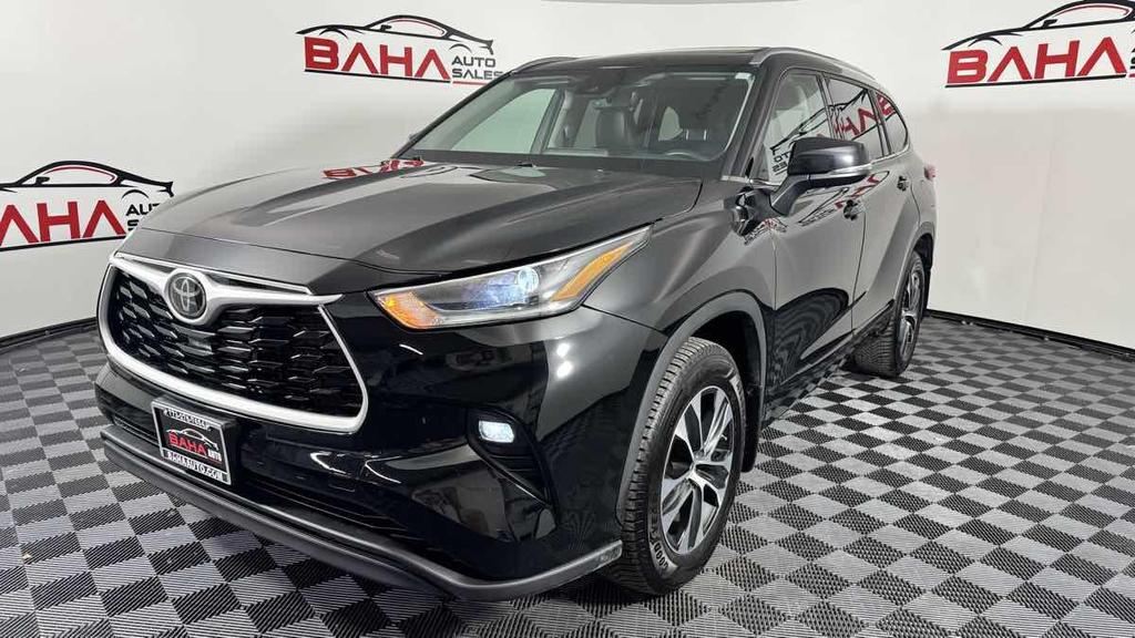 used 2021 Toyota Highlander car, priced at $29,995