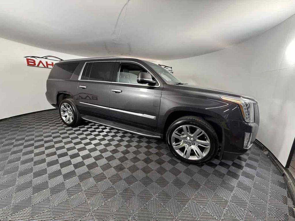 used 2018 Cadillac Escalade ESV car, priced at $26,995