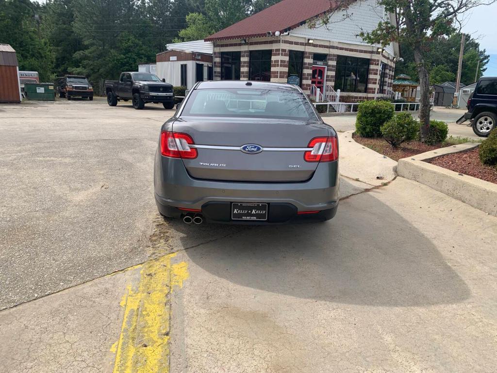 used 2011 Ford Taurus car