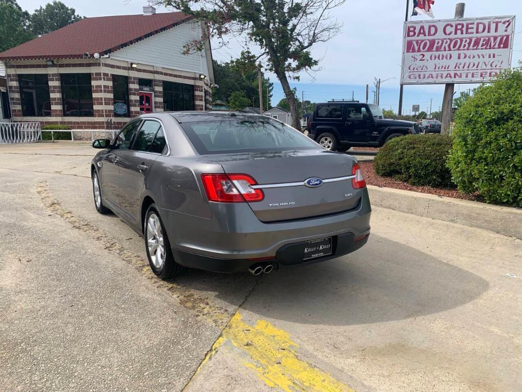 used 2011 Ford Taurus car