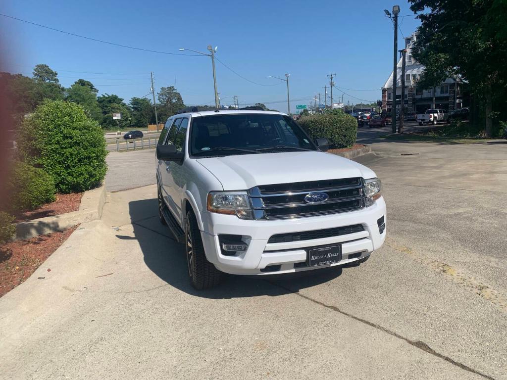 used 2017 Ford Expedition car, priced at $13,995