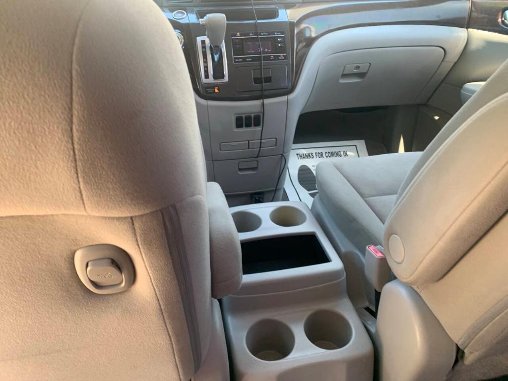 used 2014 Nissan Quest car