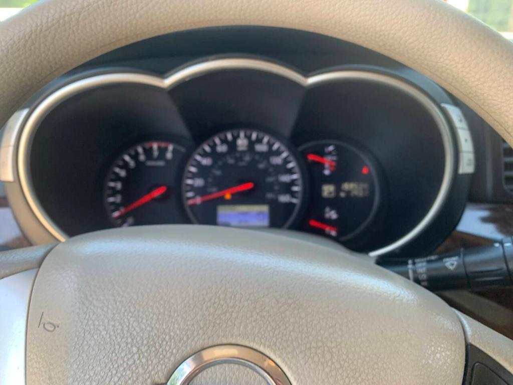 used 2014 Nissan Quest car