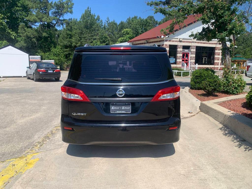 used 2014 Nissan Quest car