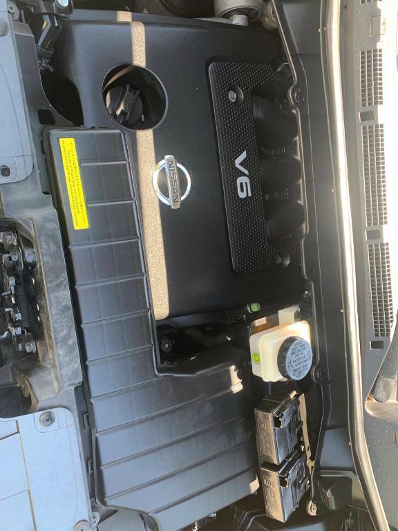 used 2014 Nissan Quest car